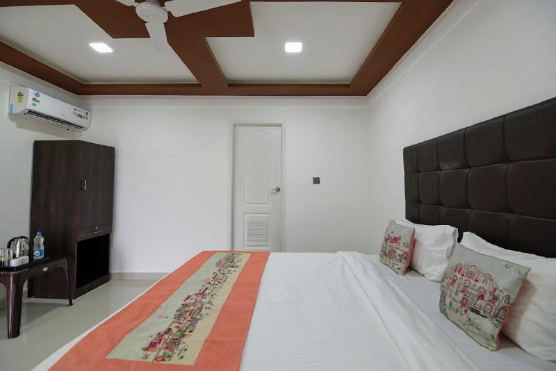 Seashore Beach Resort Калангут Экстерьер фото