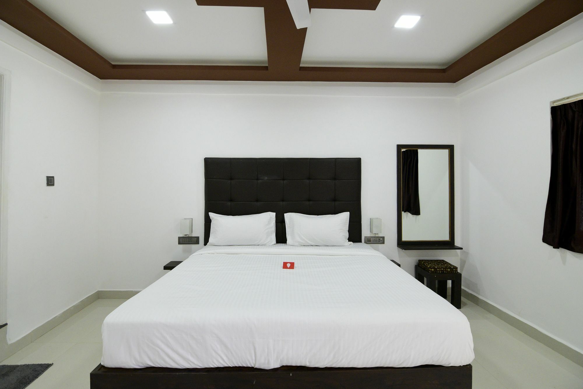 Seashore Beach Resort Калангут Экстерьер фото